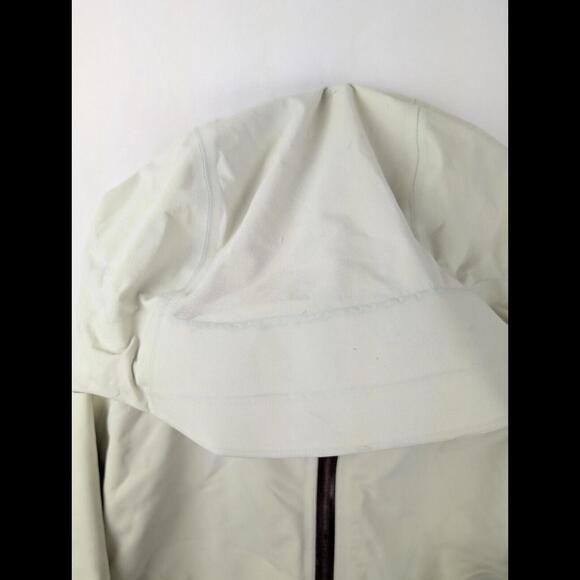 [SOLD] ARC'TERYX 2010 Womens US M SCARABEE Recco Ski Jacket Shell White Tea GTX - Picture 5 of 15